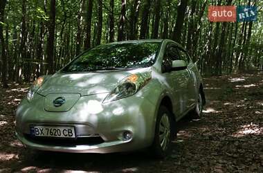 Хэтчбек Nissan Leaf 2014 в Хмельницком