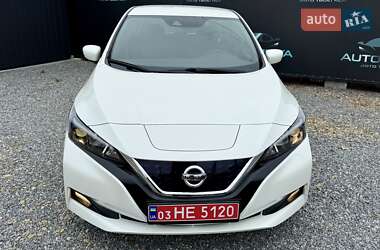Хэтчбек Nissan Leaf 2020 в 