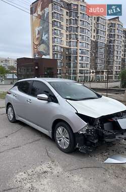 Хетчбек Nissan Leaf 2022 в Вінниці
