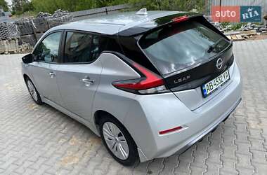 Хэтчбек Nissan Leaf 2022 в 