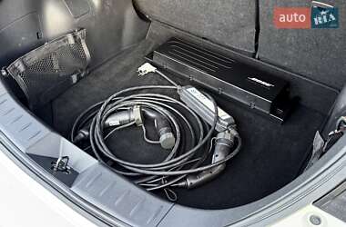 Хетчбек Nissan Leaf 2020 в 