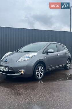 Хэтчбек Nissan Leaf 2015 в Житомире