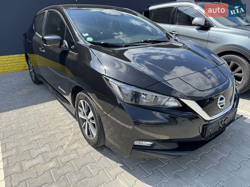Хэтчбек Nissan Leaf 2018 в Одессе