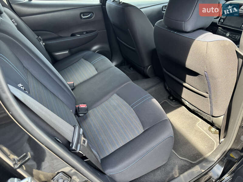 Хэтчбек Nissan Leaf 2018 в Одессе