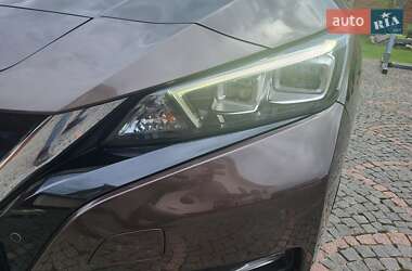 Хетчбек Nissan Leaf 2018 в 