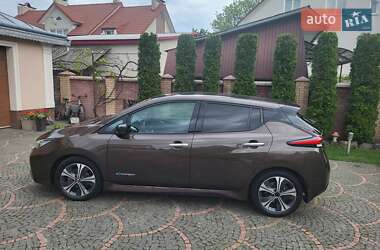 Хетчбек Nissan Leaf 2018 в 