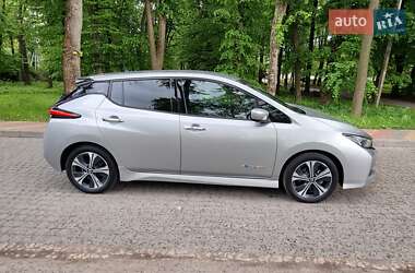 Хэтчбек Nissan Leaf 2020 в Виннице