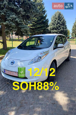 Хетчбек Nissan Leaf 2014 в Кропивницькому