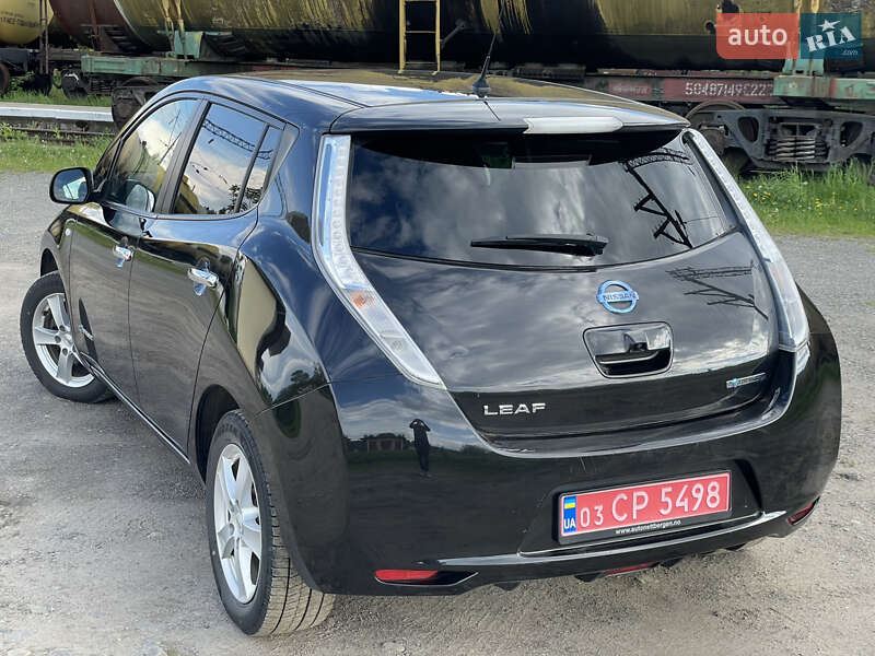Хэтчбек Nissan Leaf 2017 в Трускавце