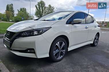 Хетчбек Nissan Leaf 2022 в Вінниці