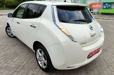 Хетчбек Nissan Leaf 2012 в 