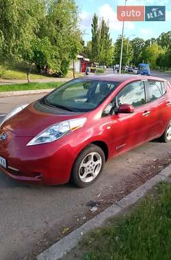 Хетчбек Nissan Leaf 2011 в Києві