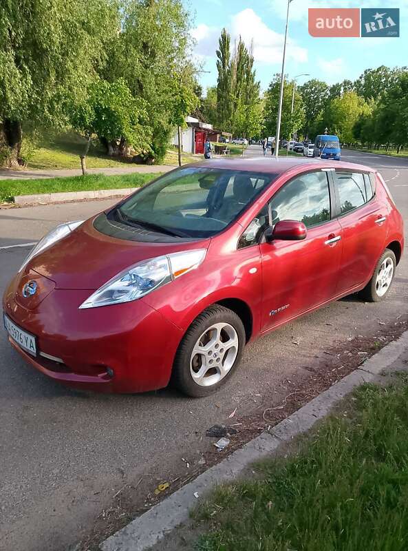 Nissan Leaf 2011