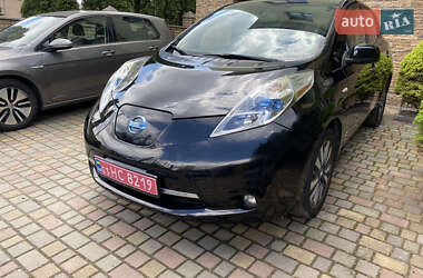 Хэтчбек Nissan Leaf 2014 в 
