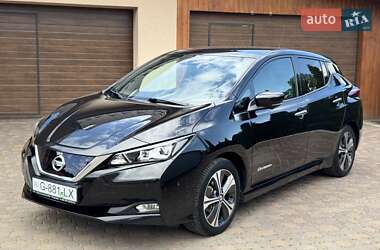 Хетчбек Nissan Leaf 2019 в Чернівцях