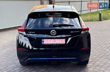 Хетчбек Nissan Leaf 2019 в 
