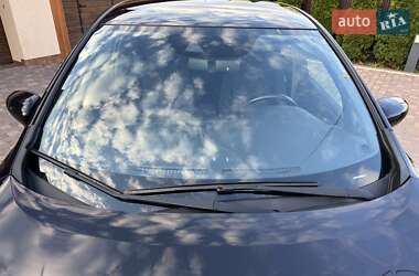 Хетчбек Nissan Leaf 2019 в 