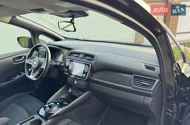 Хетчбек Nissan Leaf 2019 в 