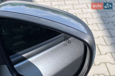 Хэтчбек Nissan Leaf 2019 в 