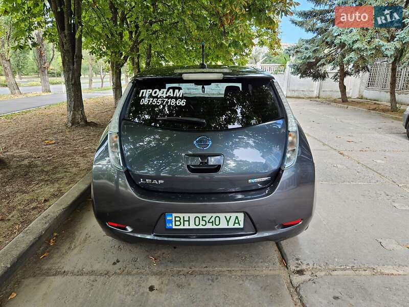 Хетчбек Nissan Leaf 2013 в Одесі