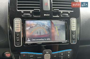 Хетчбек Nissan Leaf 2013 в 