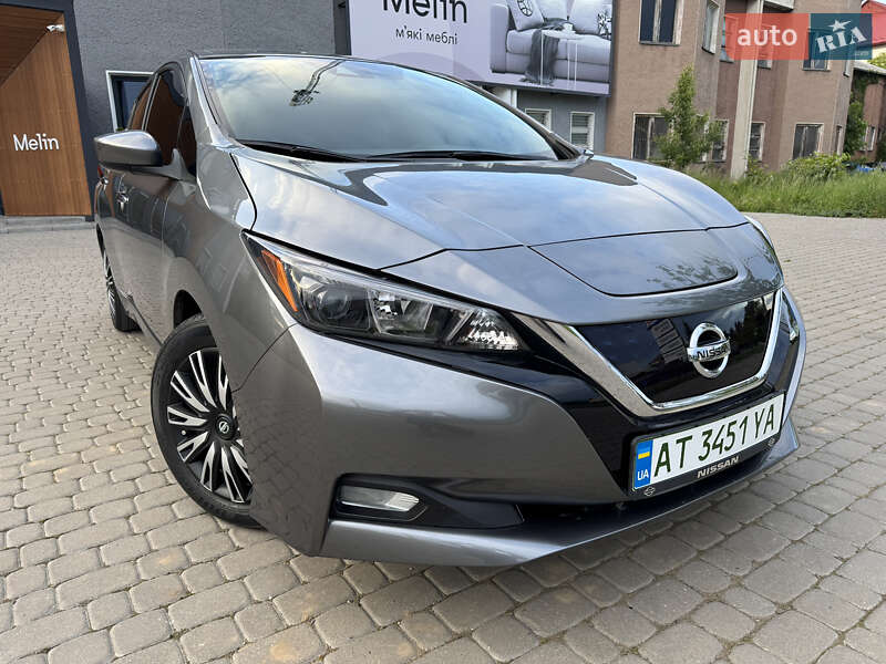 Хэтчбек Nissan Leaf 2022 в Коломые