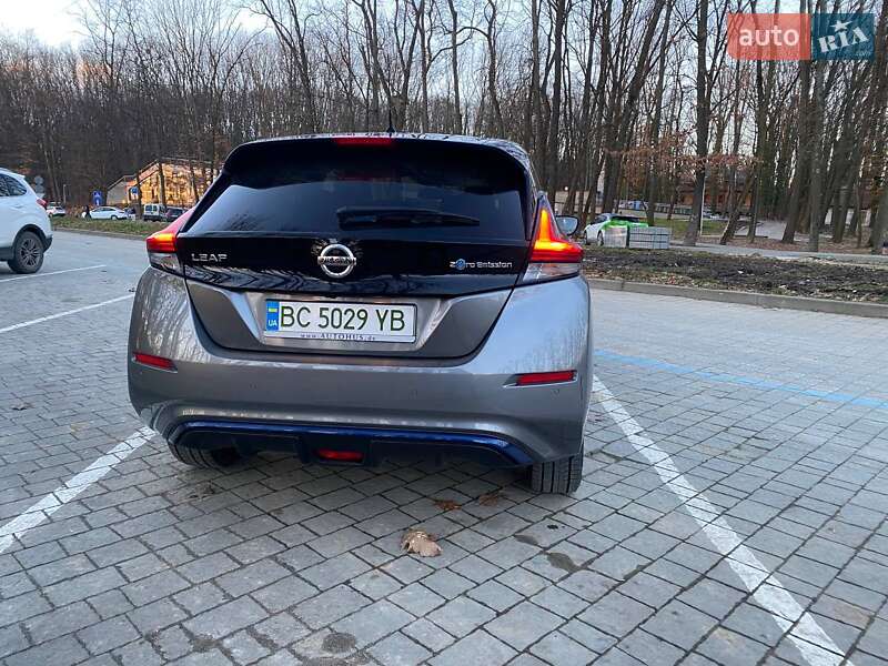 Хэтчбек Nissan Leaf 2020 в Львове
