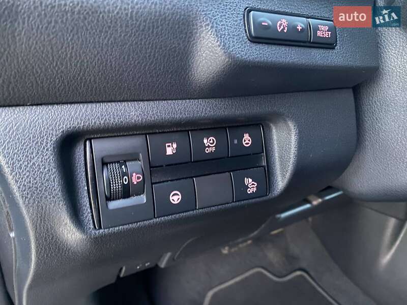 Хэтчбек Nissan Leaf 2020 в Львове