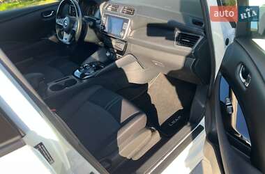 Хетчбек Nissan Leaf 2019 в 