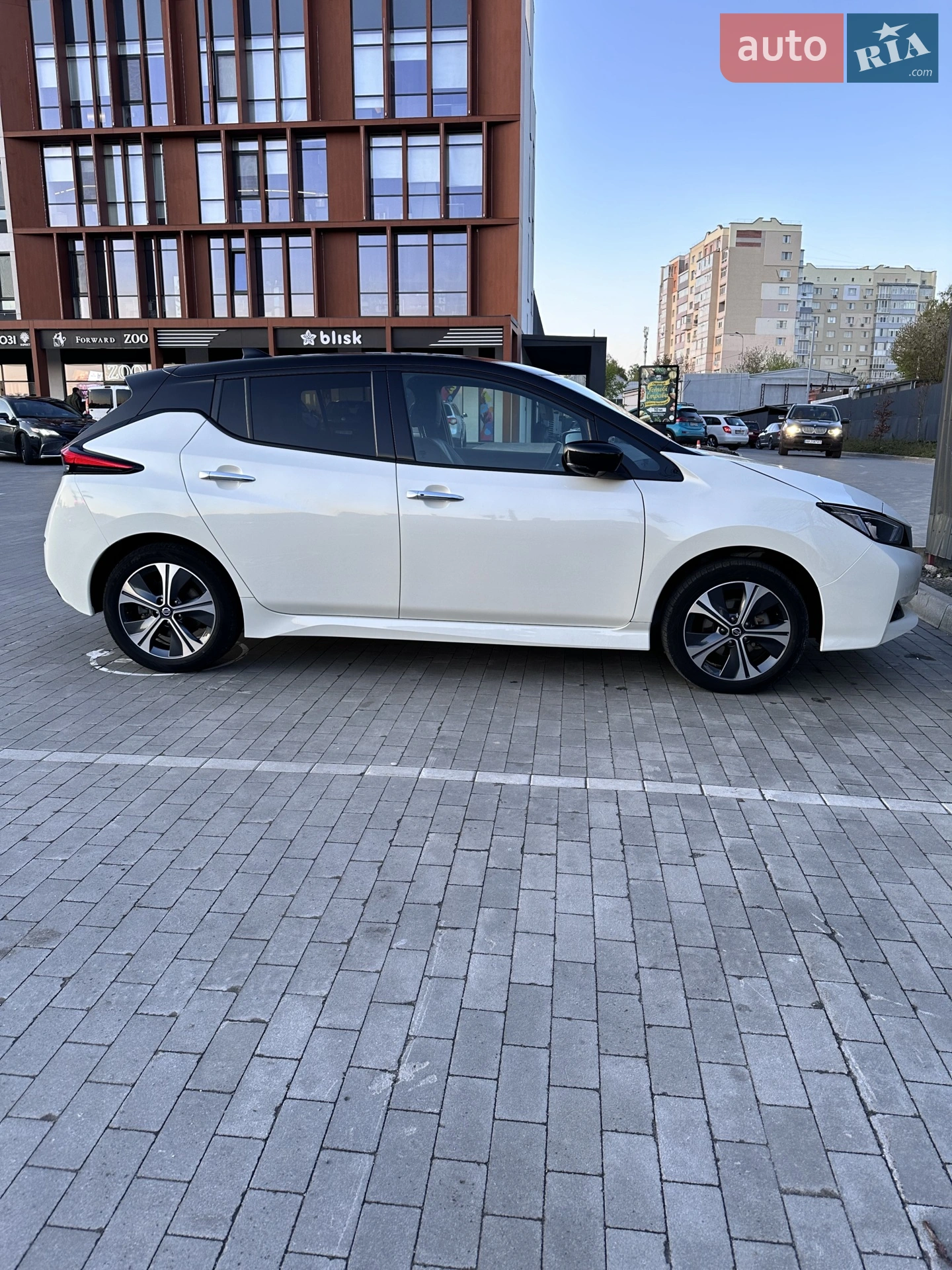 2021 Nissan Leaf - мініатюра 3