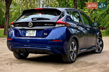 Хетчбек Nissan Leaf 2020 в 