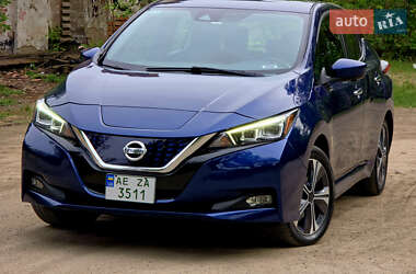 Хетчбек Nissan Leaf 2020 в 