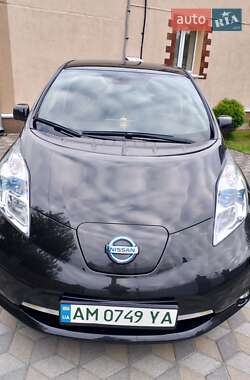 Хетчбек Nissan Leaf 2015 в Звягелі
