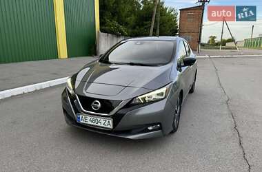 Хетчбек Nissan Leaf 2020 в Дніпрі
