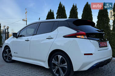 Хетчбек Nissan Leaf 2019 в 
