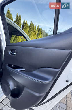 Хетчбек Nissan Leaf 2019 в 