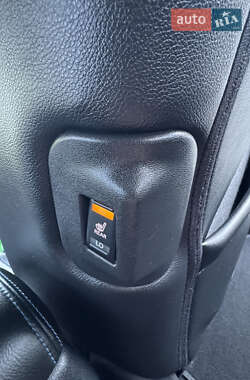 Хетчбек Nissan Leaf 2019 в 