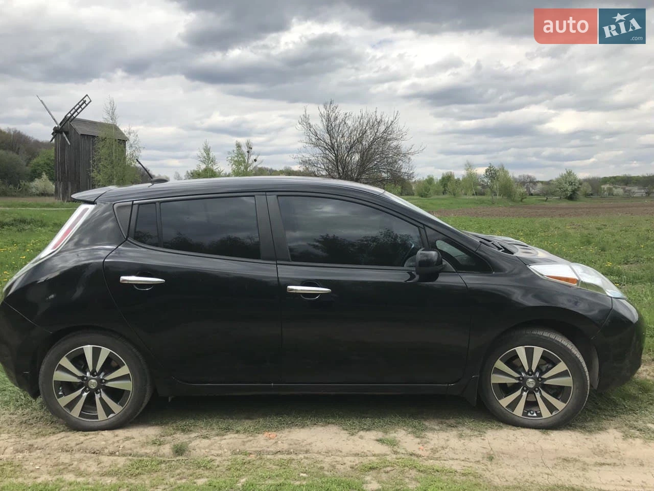 2013 Nissan Leaf - мініатюра 17