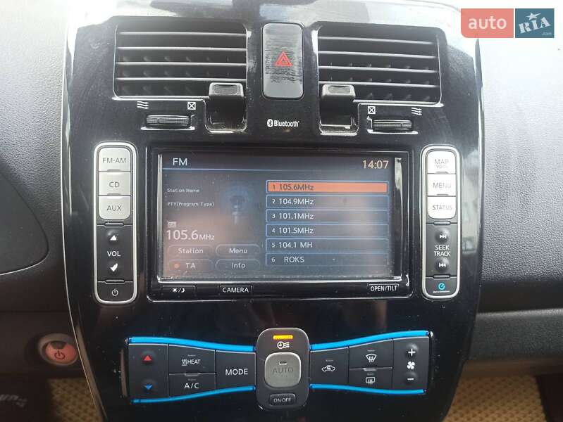 Хетчбек Nissan Leaf 2015 в Тернополі