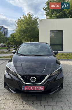 Хетчбек Nissan Leaf 2018 в 