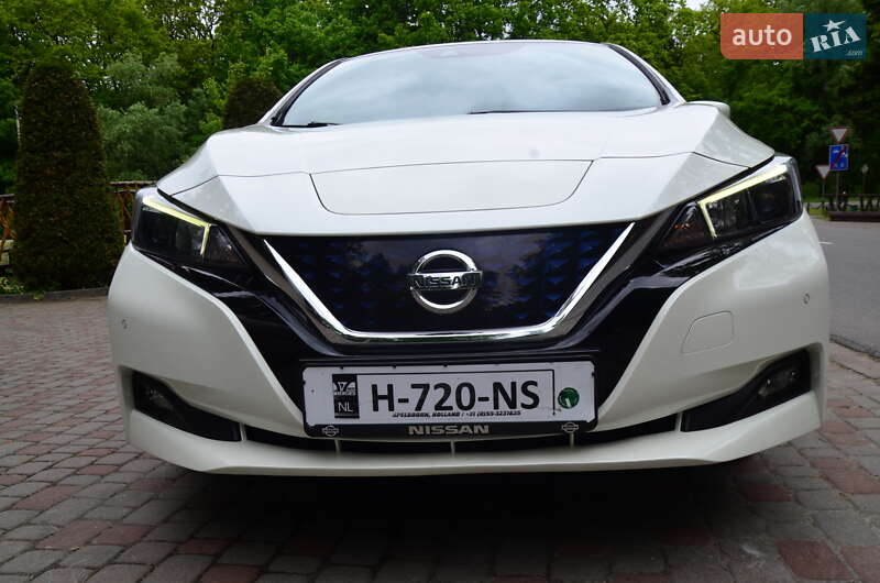 Хэтчбек Nissan Leaf 2020 в Трускавце