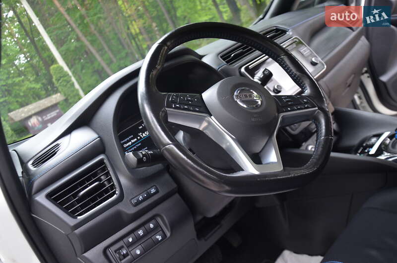Хэтчбек Nissan Leaf 2020 в Трускавце