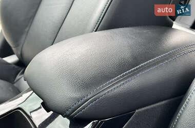 Хетчбек Nissan Leaf 2015 в 