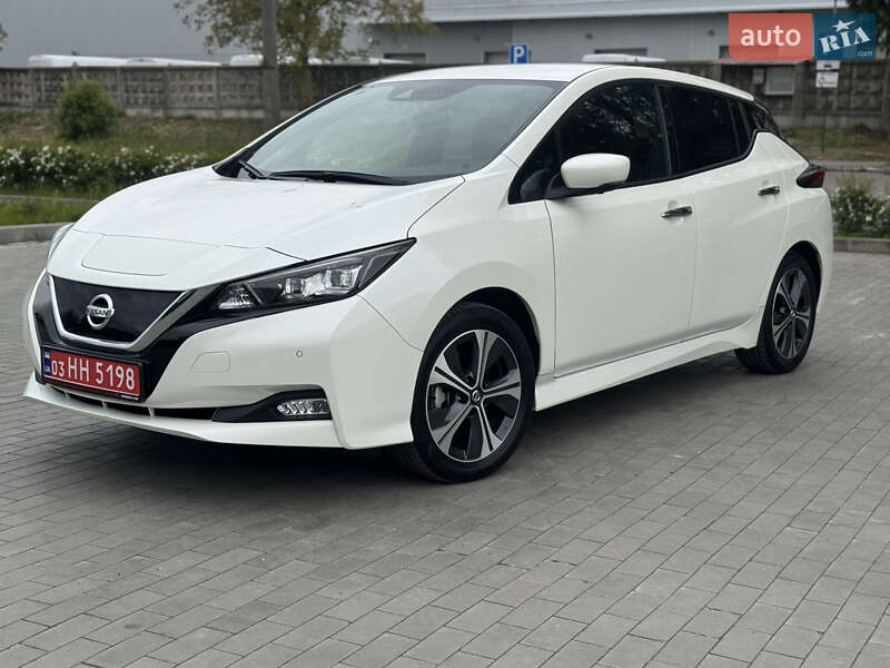Nissan Leaf 2021