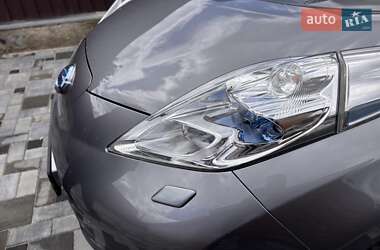Хетчбек Nissan Leaf 2013 в 