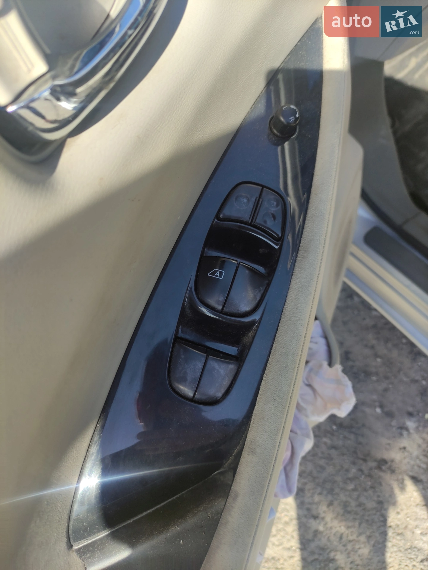 2012 Nissan Leaf - мініатюра 12