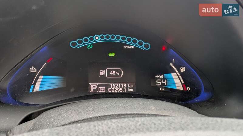 Хэтчбек Nissan Leaf 2014 в Ивано-Франковске