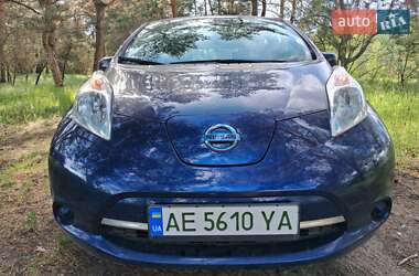 Хэтчбек Nissan Leaf 2016 в Днепре