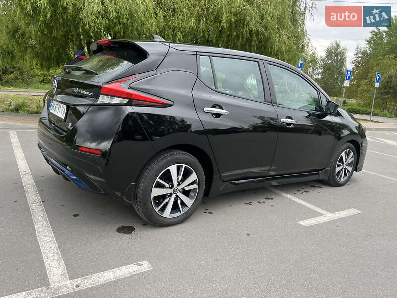 Хетчбек Nissan Leaf 2021 в Рівному