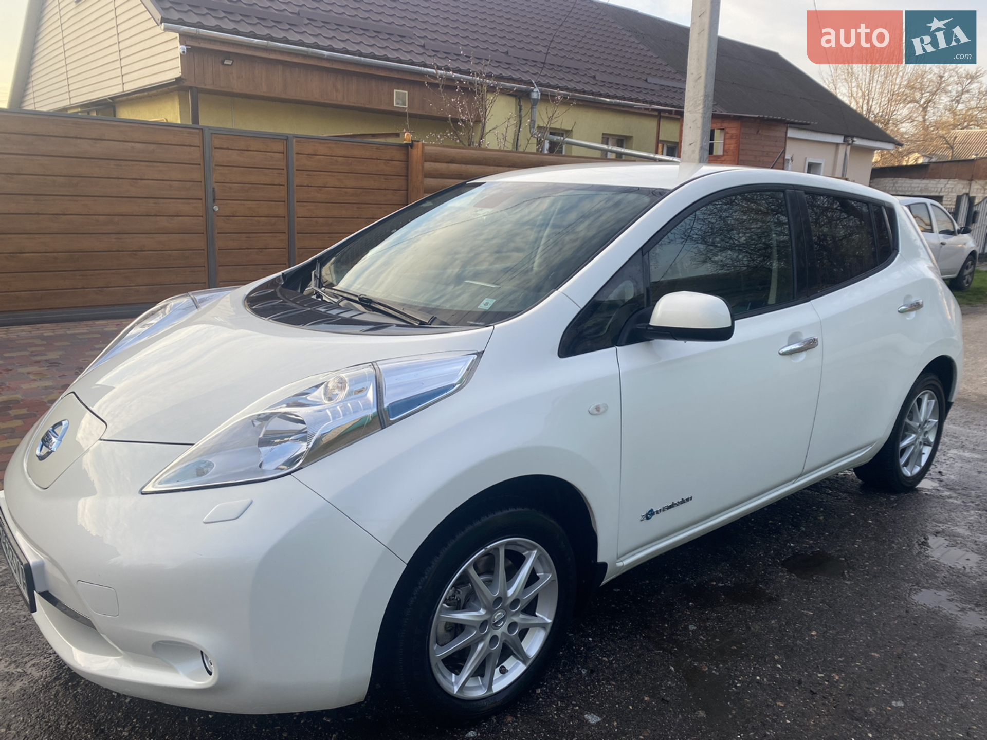 2014 Nissan Leaf - мініатюра 10